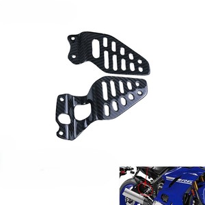 Protector de talón de fibra de carbono seca 3K para reposapiés de motocicleta Yamaha YZF-R6 2017-2024 - Product Image 1