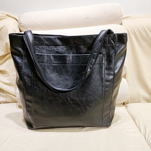 Women's PU <b>Soft</b> <b>Leather</b> Hand <b>Bags</b> Oil Wax <b>Leather</b> Large Capacity Single Shoulder <b>Bags</b> Minimalist Luxury Tote <b>Bag</b> Pocket Ladies - Product Image 5