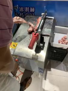 <span class=keywords><strong>Picadora</strong></span> <span class=keywords><strong>de</strong></span> <span class=keywords><strong>Huesos</strong></span> Eléctrica <span class=keywords><strong>de</strong></span> Acero Inoxidable para <span class=keywords><strong>Huesos</strong></span> Grandes, Costillas, Patas, Trozos <span class=keywords><strong>de</strong></span> <span class=keywords><strong>Pollo</strong></span>, Excelente Herramienta para Picar <span class=keywords><strong>Huesos</strong></span> - Product Image 4