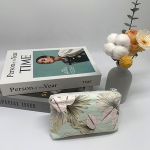 Hot Selling Waterproof Portable Lipstick <strong>Cosmetic</strong> <strong>Bag</strong> Beauty Zipper <strong>Cosmetic</strong> <strong>Bag</strong> Tyvek Material Small <strong>Travel</strong> <strong>Cosmetic</strong> <strong>Bag</strong> - Product Image 6