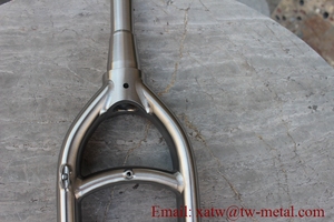 <span class=keywords><strong>Fourche</strong></span> de vélo <span class=keywords><strong>cyclocross</strong></span> en titane, modèle, avec tube de direction conique - Product Image 6