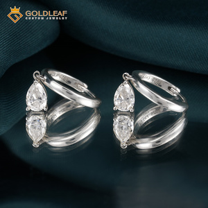 ต่างหูทรงหยดน้ำประดับมอสซาไนต์ทรงลูกแพร์หรูหราเคลือบทองคำขาว เงินแท้ S925 ดีไซน์เก๋สำหรับผู้หญิงและเด็กผู้หญิง - Product Image 2