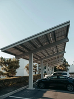 Structure de carport solaire en acier pour parking commercial, design modulaire anodisé, étanche, montage photovoltaïque, solutions de projet OEM personnalisées