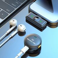 MIM-Q8 smartphone clip magnétique sans fil microphone rechargeable haut-parleur longue durée de vie de la batterie pour des performances en direct