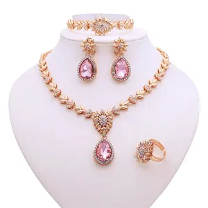 Wholesale price 4pcs jewellery 18k gold plated women's luxury alloy jewelry set 2024 alloy costume fashion jewelry set