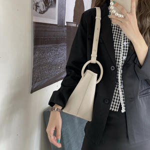 Bolso Tipo Cubo para Mujer, Color Gris Beige Sólido, Cierre Magnético, Dureza Media, Bolso Tote, de Hombro y Cruzado - Product Image 2