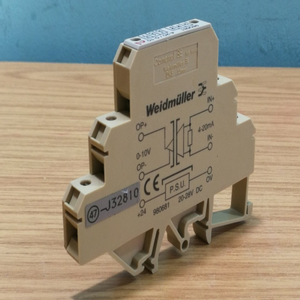 Équipement industriel YU, Isolation d'entrée <span class=keywords><strong>Dk6</strong></span>/iso/i-v/4-20/0-10 / Dk6isoiv420010 980681 pour PLC, Nouveau, Original, Automatisation industrielle - Product Image 1
