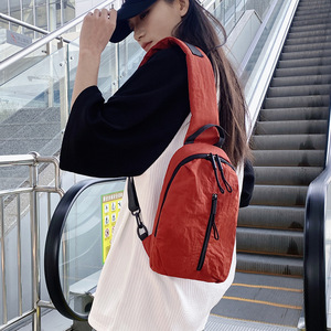 Sac de poitrine unisexe léger et imperméable en tissu Oxford avec design ergonomique incurvé, sac à bandoulière multi-poches - Product Image 6