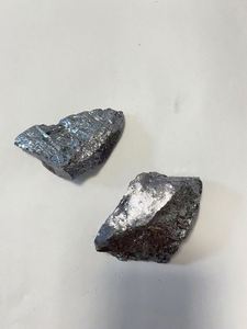 Venta Caliente de Minerales y Metalurgia, Metal de Silicio de Alta Pureza, Precio Competitivo, Metal de Silicio 441 553 2202 3303 - Product Image 4