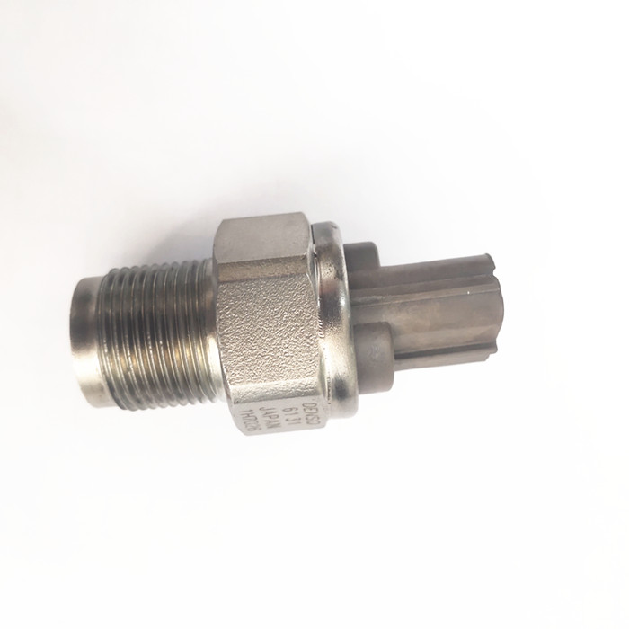 Common Rail Fuel Pressure Sensor 8981197900 8-98119790-0 499000-6131 898119-7900 For Isuzu Holden 4HK1 6HK1 6UZ1