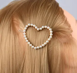 Qianjin - Grampo de cabelo de pérola para meninas e mulheres, presilha de cabelo de metal pérola com coração e pérola, ideal para casamento