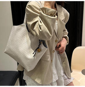 Bolsa de Mano de Gran Capacidad, Estilo Retro, de Cuero Genuino, Tejida, para Mujer - Product Image 2