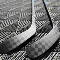 2026 Clubs de hockey sur glace en fibre de carbone de qualité 18K, personnalisés, super OEM, légers (325g, 350g, 375g, 395g), stock usine chinoise