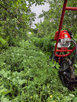 Petite tondeuse à gazon domestique, coupe-herbe agricole, machine de 1,3 mètre, débroussailleuse à essence