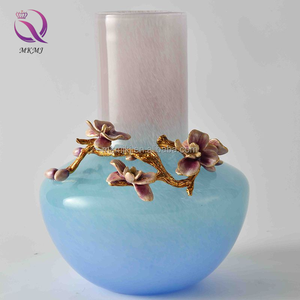 Adorno de Cristal Esmaltado Hecho a Mano de Lujo con Degradado Moderno, Geométrico MKMJ Guangdong, para Uso Diario en el Hogar - Product Image 4