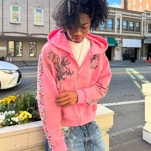 Sudadera con capucha rosa con pedrería y estampado, con cremallera, estilo urbano, oversize, unisex, con logo personalizado. - Product Image 2