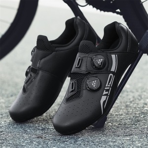 <span class=keywords><strong>Scarpe</strong></span> da Ciclismo per Uomo e Donna, per <span class=keywords><strong>Bici</strong></span> da Strada e Mountain Bike, con Attacco a Clip, Suola Rigida Leggera, Commercio Transfrontaliero all'Ingrosso - Product Image 1