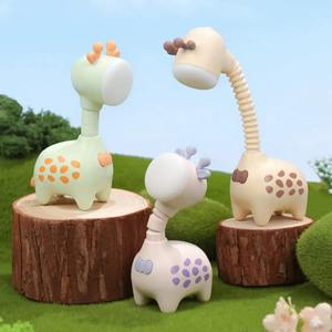 Lámpara con temática de animales, linda lámpara de noche con forma de jirafa, recargable por USB, lámpara de mesa con iluminación suave, protección ocular, LED para niños - Product Image 4