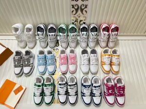 Baskets vintage color block en cuir de vachette à plateforme, chaussures de skate décontractées pour couple, vente en gros - Product Image 1