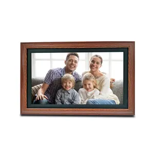 Shenzhen Manufacturer Customized 19 Inch Ips Panel Wooden Frame Electronic Digital Photo Frames