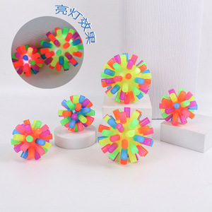 Unisex <span class=keywords><strong>TPR</strong></span> LED Light-up Cao Su Bouncy Bóng Tuổi Phạm Vi 5-7 Năm Cảm Giác Fidget Đồ Chơi Căng Thẳng Cứu Trợ Nảy Lên Nhấp Nháy Spiky Bóng - Product Image 2