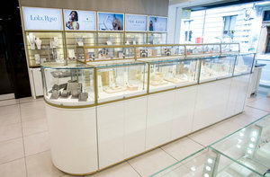 Tienda de exhibición de lujo Diseño Personalizado Fancy White Jewelry Store Showcase Nice Counter - Product Image 2