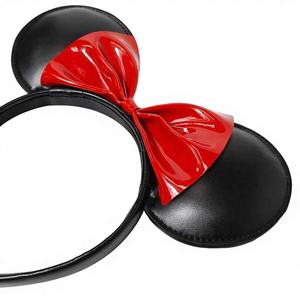 Serre-tête Minnie Licencié Ajustable en Plastique Coloré pour Enfants - Accessoire Cheveux Anniversaire pour Vacances à Parc à Thème - Product Image 1