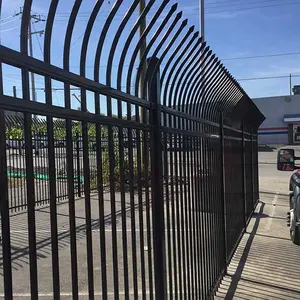 Yüksek güvenlik kavisli üst ferforje çit yüksek kaliteli ucuz ferforje çit paneli siyah dekoratif Metal çelik çit