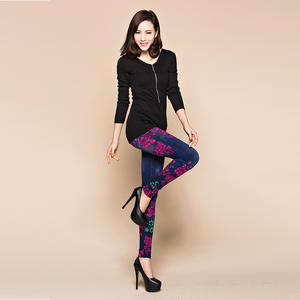 Vente chaude Denim Jeans Femmes Déchiré Scrunch Fitness Leggings Fleur Impression Slim Jeggings - Product Image 2