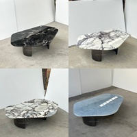 Table basse de luxe en marbre naturel irrégulier, table d'appoint moderne pour salon avec base incurvée, OEM ODM disponible