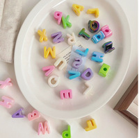 Perles acryliques en gros à grand trou, forme irrégulière, pour la fabrication de chaînes de téléphone portable, de sacs, de porte-clés et d'accessoires de décoration DIY
