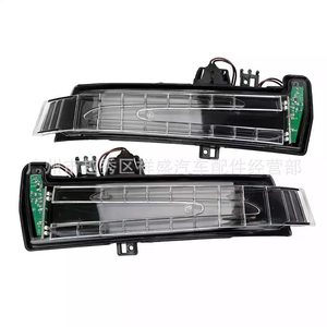 ชุดไฟเลี้ยวเมอร์เซเดส เบนซ์ 1.8W ตัวเรือน ABS สำหรับซี คลาส อี คลาส เอส คลาส W204 W212 W221 - Product Image 2
