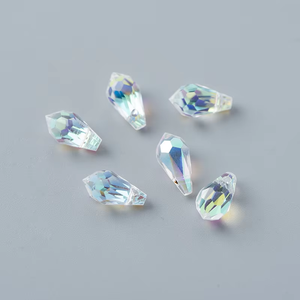 Venta al por mayor agujero lateral multi-Sección tridimensional gota de agua colgante de cristal redondo AB Color cuentas sueltas hechas a mano - Product Image 5