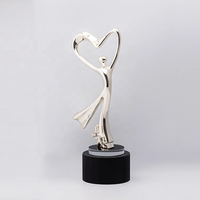 Trophée de musculation personnalisé en métal, trophée de danse d'ange avec base en cristal noir
