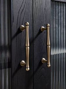 Oferta Especial: Tiradores y Pomos de Latón Antiguo Estilo Medieval para Muebles, Puertas de Armario y Cajones - Product Image 1