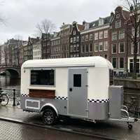 Food Truck à Démarrage Rapide - Camion de Restauration Rapide et de Chocolaterie, Disponible à la Vente à Tout Moment, Personnalisable et Conçu pour Être Conduit