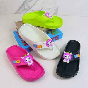 Sandales orthopédiques d'été avec injection pour femmes personnalisées Tongs de plage en Eva légères et flexibles - Product Image 4