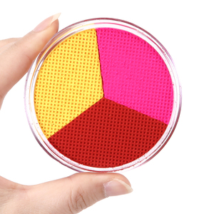 NUKOLO NK3002 Kit de Maquillage Professionnel pour Fêtes <span class=keywords><strong>Peinture</strong></span> <span class=keywords><strong>Gouache</strong></span> Activée par <span class=keywords><strong>l</strong></span>'<span class=keywords><strong>Eau</strong></span> pour le Visage et le Corps Palette de Couleurs Arc-en-ciel Split Cake Liner - Product Image 3