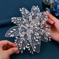 Appliques de robe en strass de cristal 3D faites à la main, motif fleur, pour coiffure et décoration d'épaule