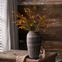 Vase rétro avec fleurs séchées Pot de poterie grossière hydroponique gitane Vase de comptoir simple ornement de bureau d'entrée de salon