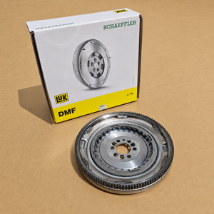 Volante OAM 03f105266c completamente nuevo - Product Image 1