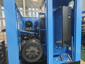 อุตสาหกรรมแปรรูปอาหารและจัดส่งก๊าซใช้เครื่องอัดอากาศแบบสกรูความเร็วคงที่ 110 กิโลวัตต์/150 แรงม้า ระบบระบายความร้อนด้วยอากาศแบบเงียบ 21 ลูกบาศก์เมตร/นาที 750 ลูกบาศก์ฟุต/นาที - Product Image 1