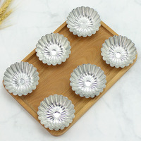 Moules à tartelettes en aluminium argentés antiadhésifs, moules à biscuits et puddings épaissis réutilisables, moules à muffins en forme de fleur pour desserts