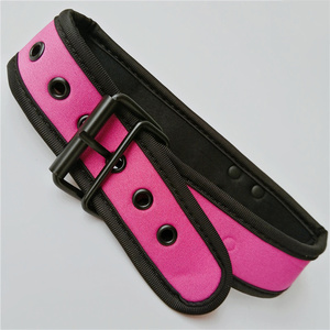 SMロールプレイ大人用大人用おもちゃレザーネックカラーチェストハーネス男性用ボンデージキットホイップエッセンシャルレザーアクセサリーを含む - Product Image 5