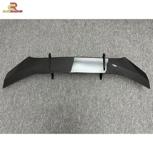 สปอยเลอร์หลังคาร์บอนไฟเบอร์แบบแห้งสไตล์ PT สำหรับรถยนต์ Lamborghini Huracan EVO ชิ้นส่วนอะไหล่รถยนต์ ปีกหลังคาร์บอน - Product Image 3