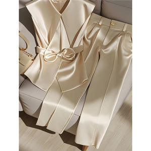 Completo Due Pezzi da <span class=keywords><strong>Donna</strong></span> in <span class=keywords><strong>Raso</strong></span> Color Champagne, Set Casual con Canotta Senza Maniche e Pantaloni con Cintura a Fiocco, Elegante Tailleur da Ufficio - Product Image 4