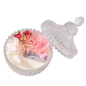 Nouvelle bougie aromathérapeutique aux fleurs séchées, cadeau romantique pour la Saint-Valentin et Noël, parfum de fleurs, bougie en cire de soja naturelle - Product Image 5