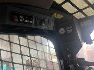 Caterpillar Minicargadora Cat 246C, Minicargadora con Ruedas, Especificaciones Delanteras con Agarre Cat246, Equipos para Máquinas - Product Image 5