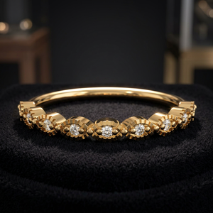 Bague de fiançailles classique en or jaune pour femme, sertie de diamants taille brillant ronde, couleur G, pierre naturelle - Product Image 3