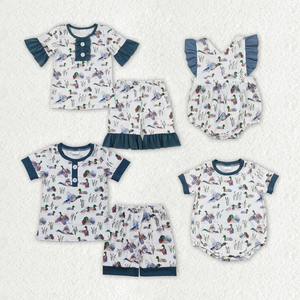Ensemble pyjama 2 pièces pour enfants, motif canard mallard, t-shirt à manches courtes boutonné et short, tenue de détente pour garçons et filles - Product Image 1